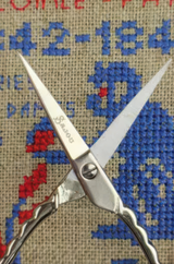 Sajou Embroidery Scissors Scallop Nickel Plated 3.5"